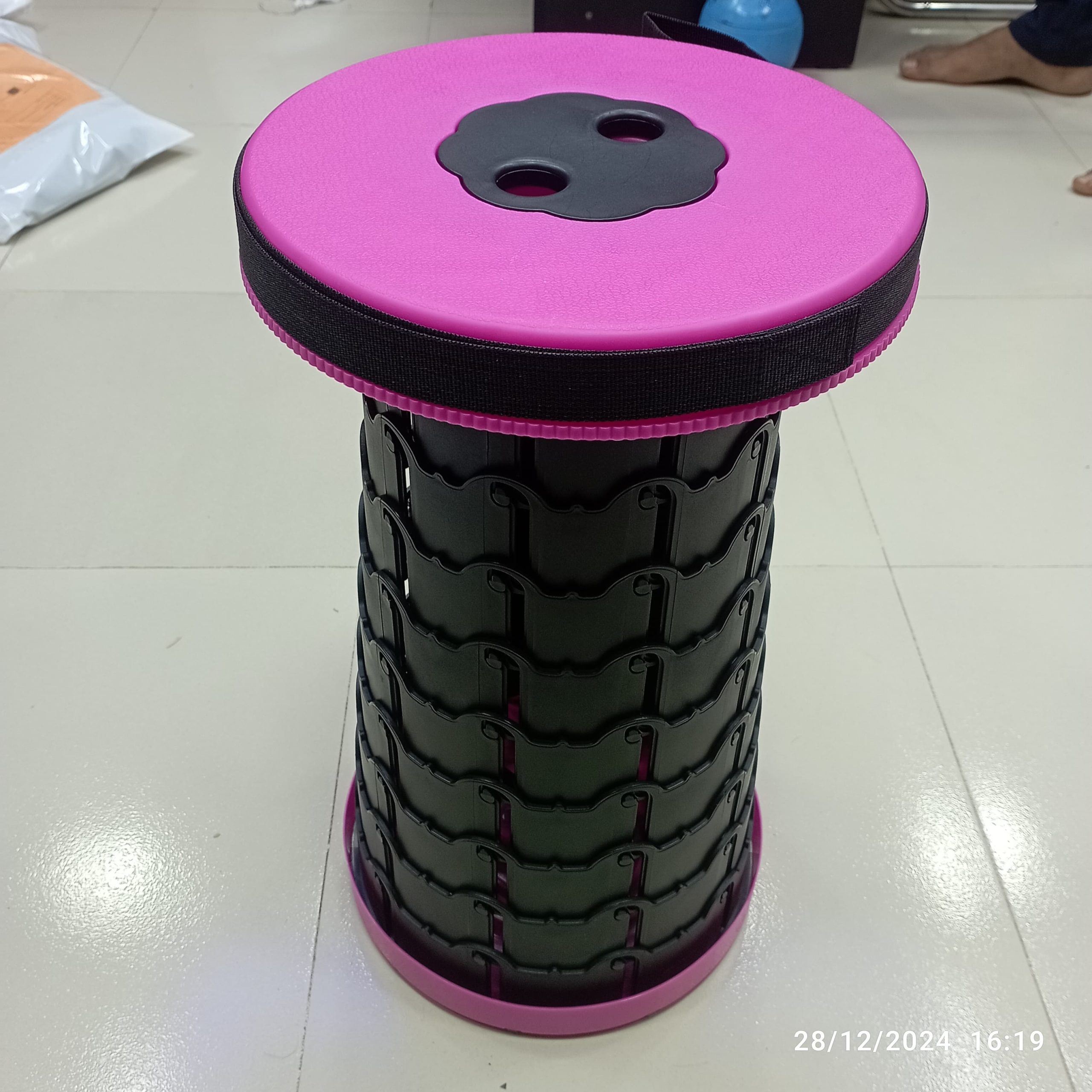 Portable Telescopic Stool {Multi Color} - Image 6